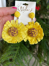 Load image into Gallery viewer, Viola Sunflower Earrings
