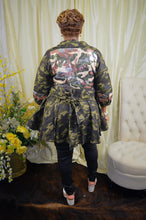 Load image into Gallery viewer, Wild Days Camo Jacket
